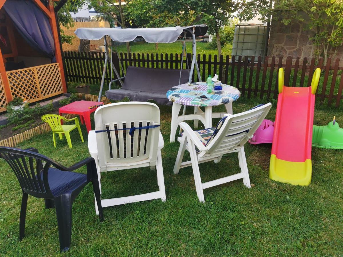 4-Zimmer-Wohnung Mit 6 Betten Bad Oeynhausen Exterior foto